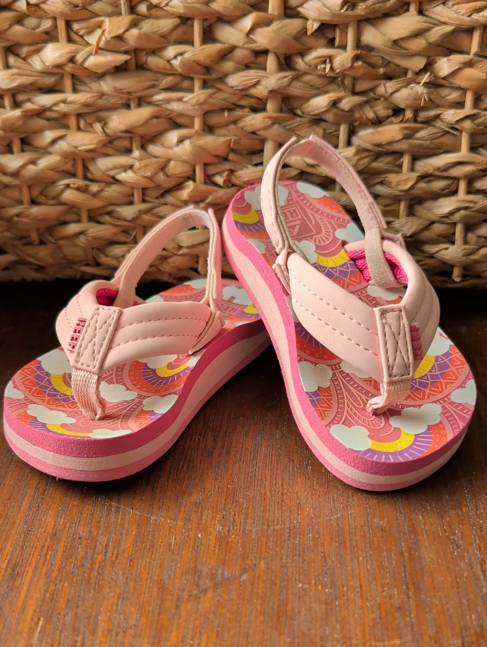 REEF Ahi Sandals US 6 Euro 22 Flip-Flops Pink